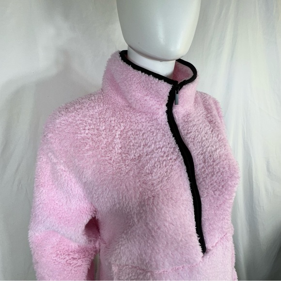 No Boundaries Baby Pink Plush Fuzzy Juniors Pull Over - Picture 2 of 8